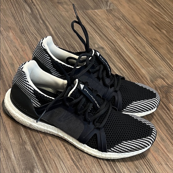 Adidas Stella McCartney x Wmns Ultra Boost ‘Black Granite’ (slightly used) - Picture 2 of 4